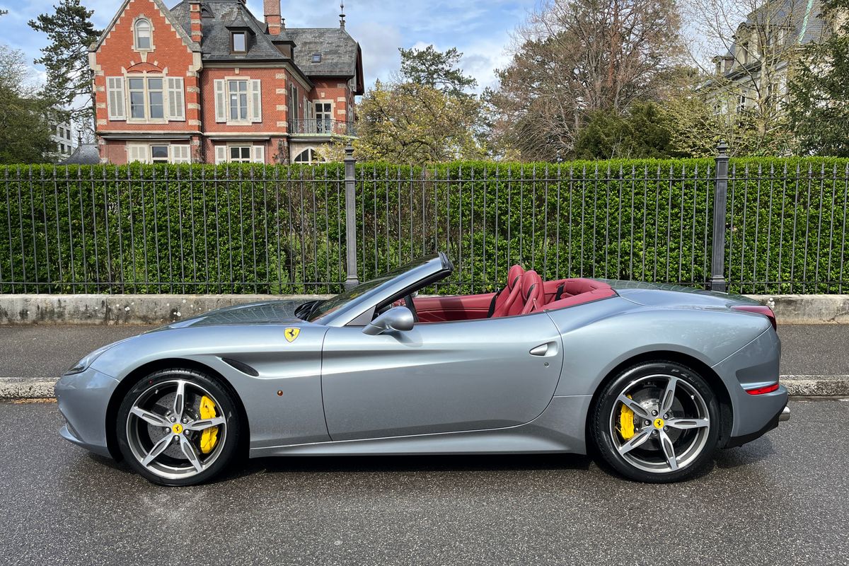 Ferrari California T