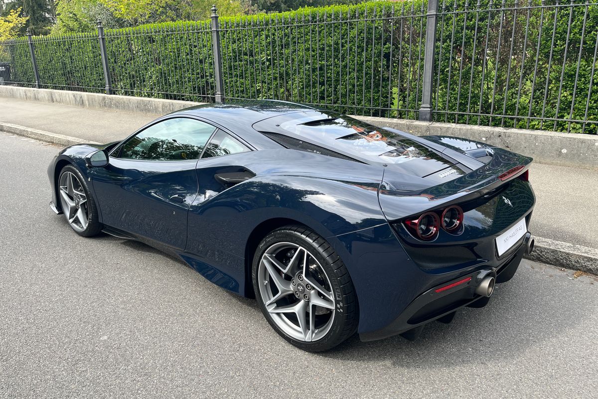 Ferrari F8 Tributo