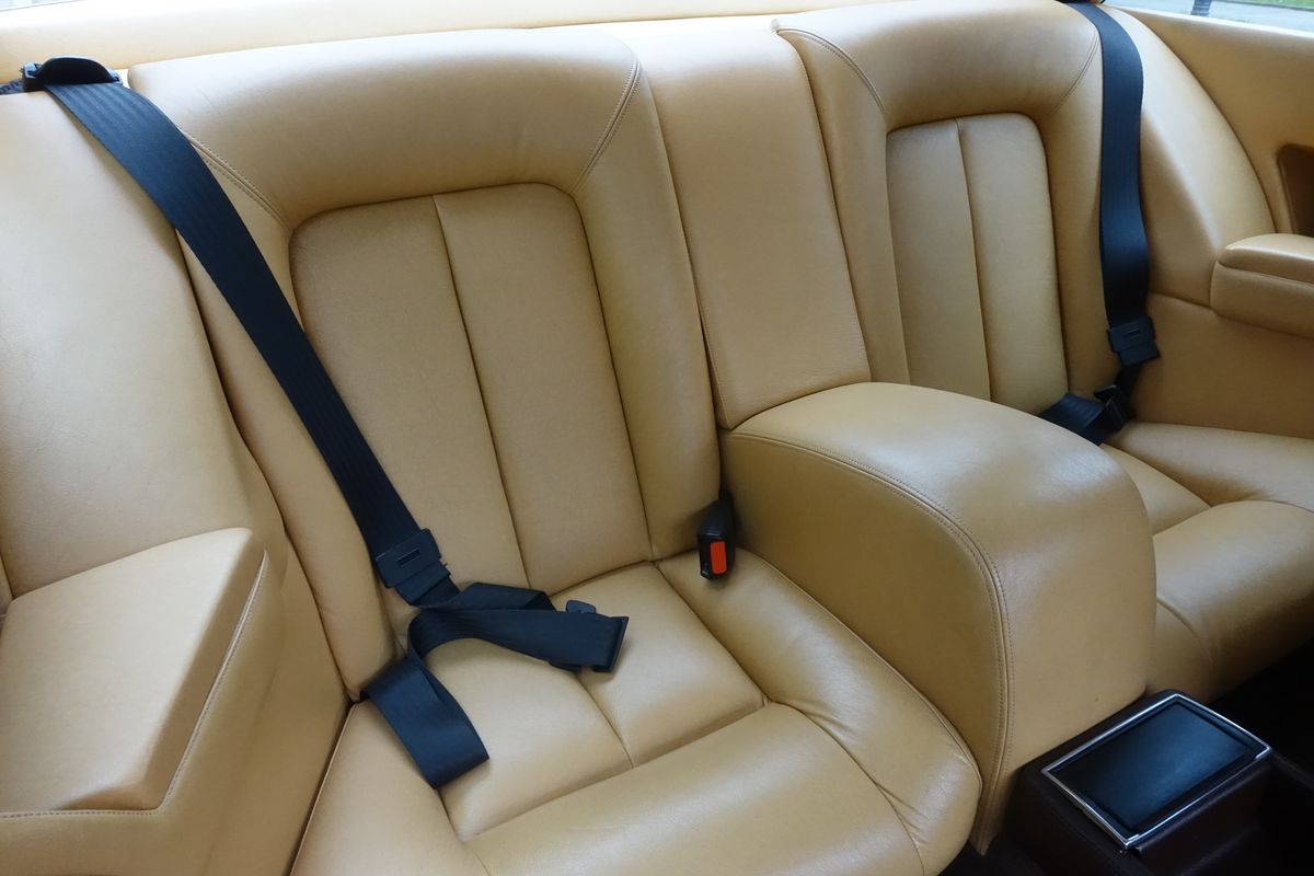 Ferrari 400i