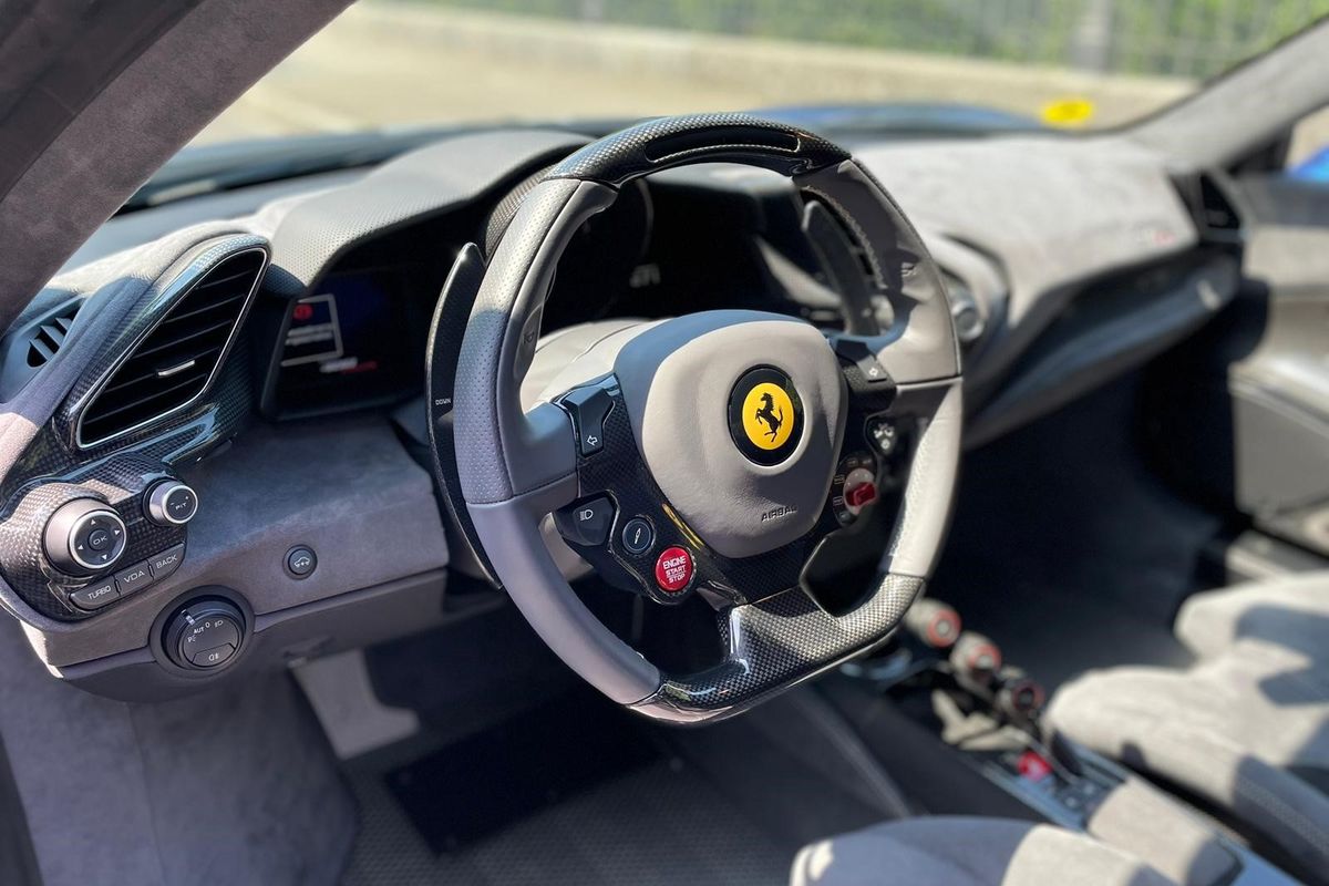 Ferrari 488 Pista