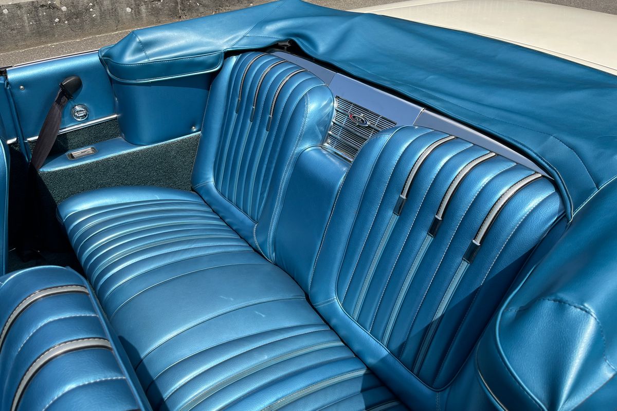 Ford Galaxie 500 XL