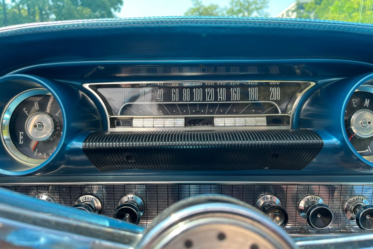 Ford Galaxie 500 XL