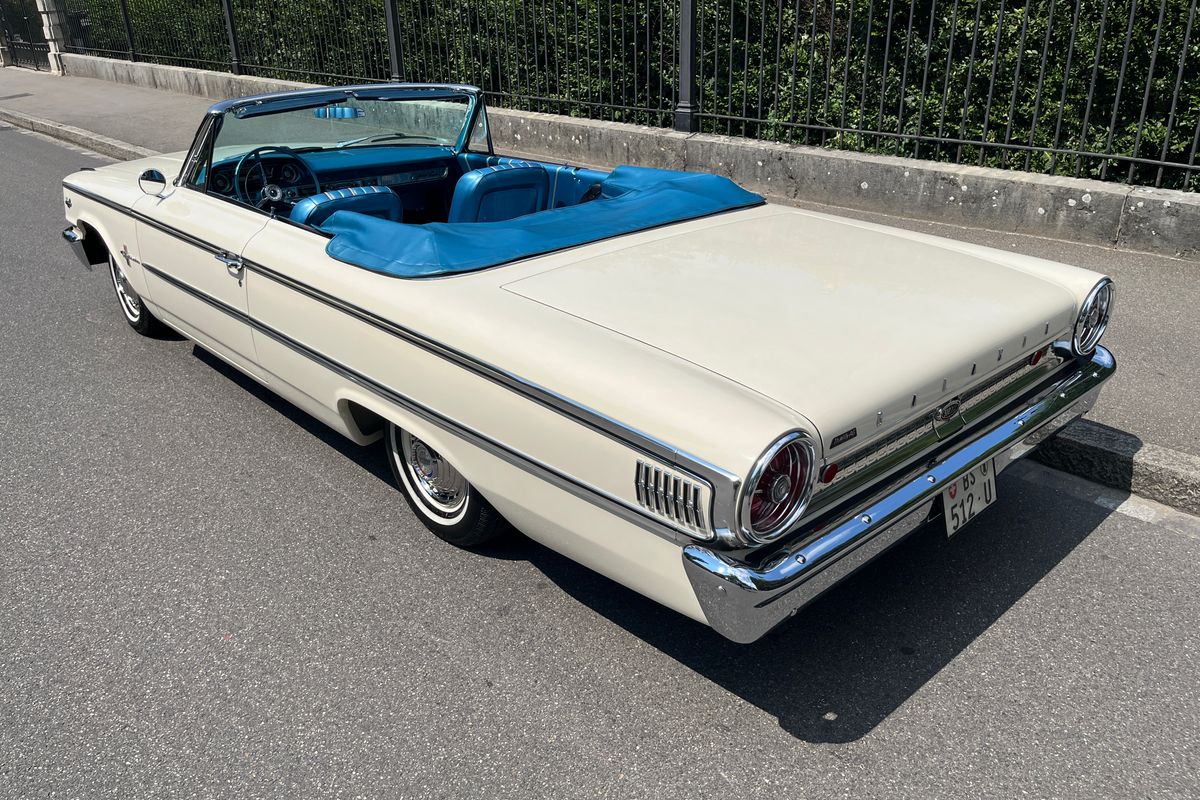 Ford Galaxie 500 XL