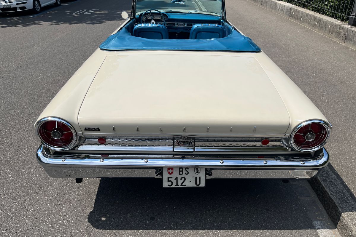 Ford Galaxie 500 XL