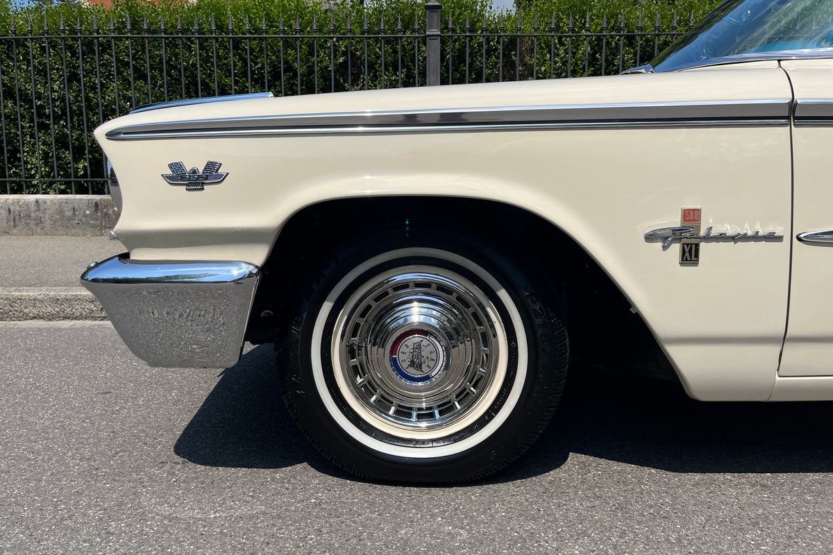 Ford Galaxie 500 XL