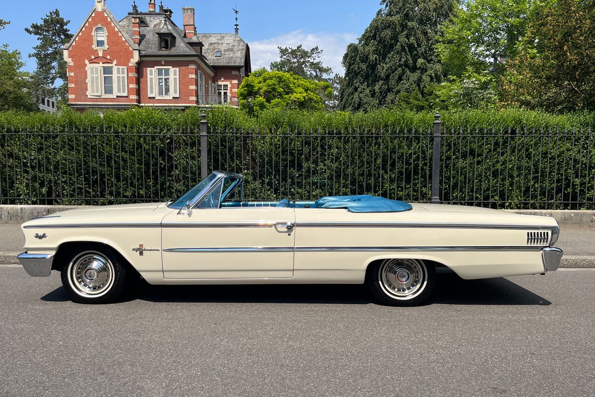 Ford Galaxie 500 XL