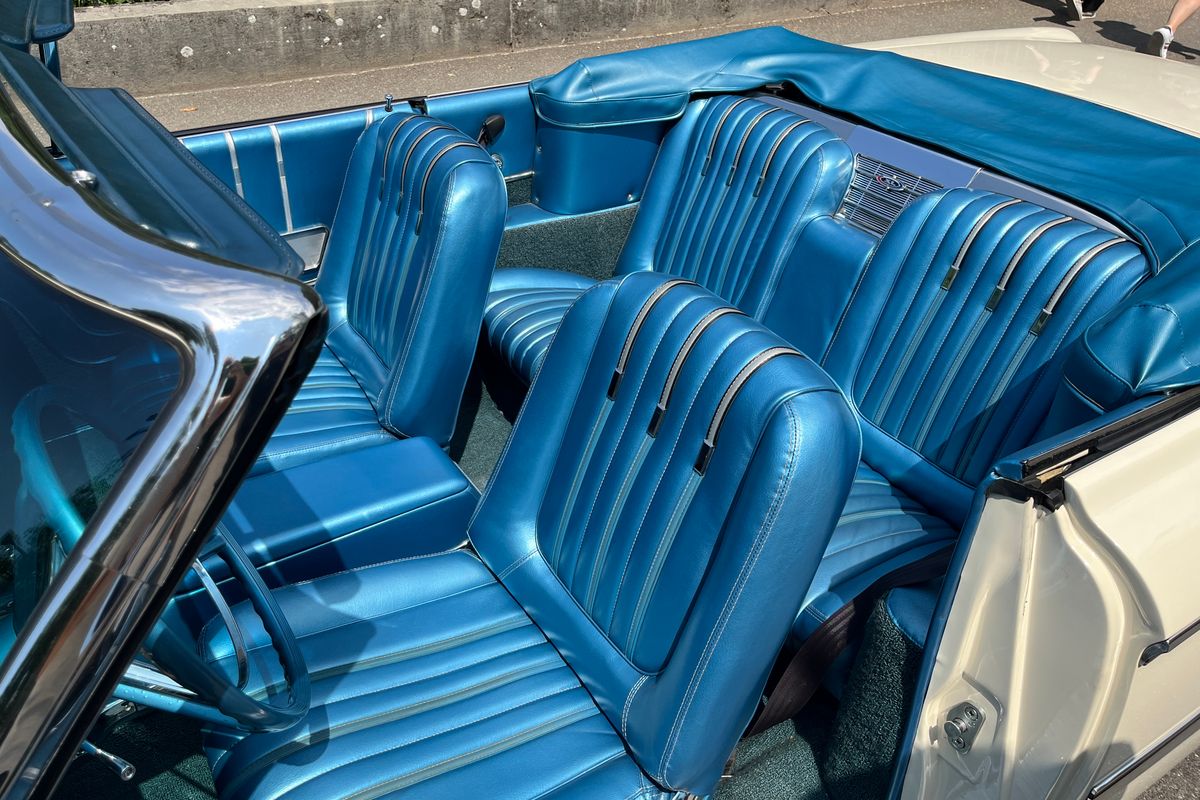 Ford Galaxie 500 XL