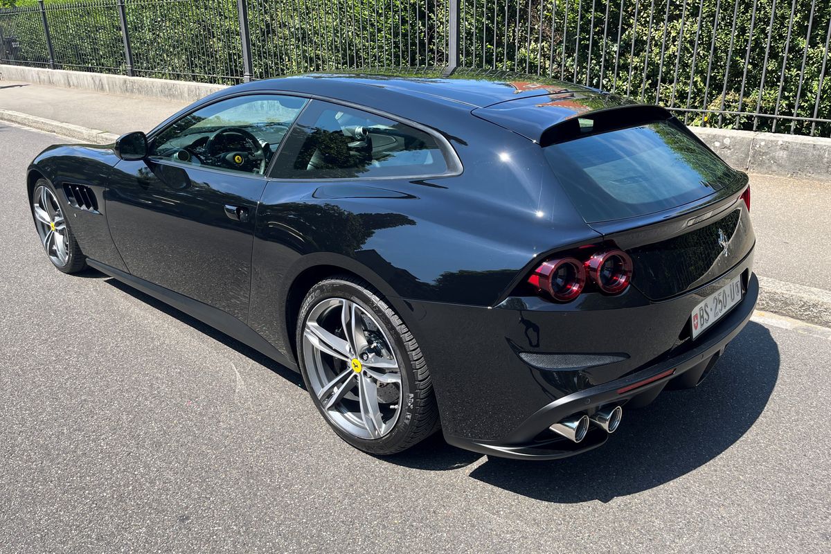 Ferrari GTC4 Lusso