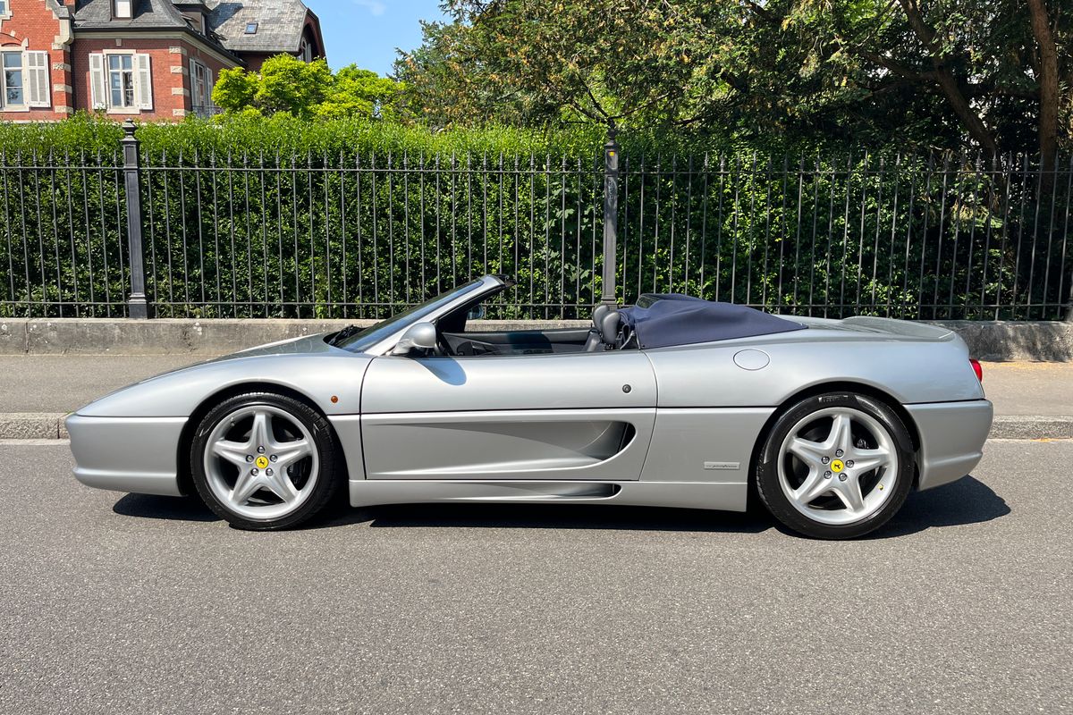 Ferrari F355 Spider