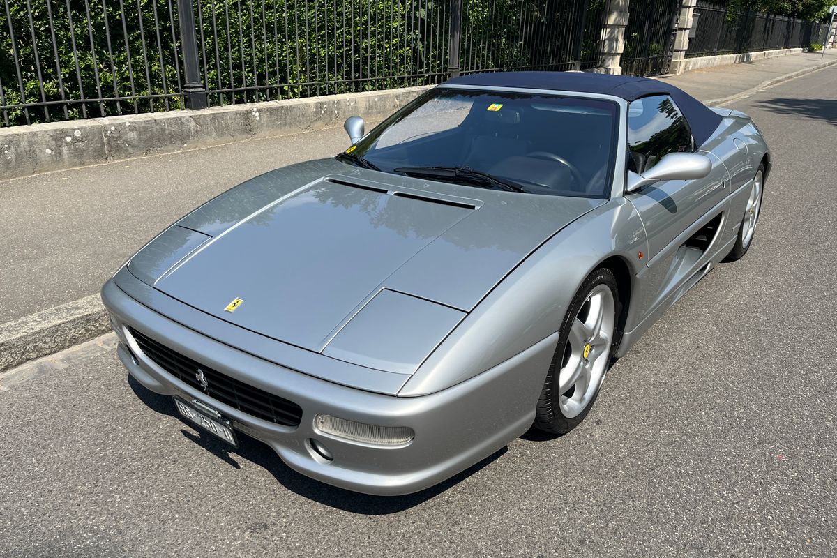 Ferrari F355 Spider