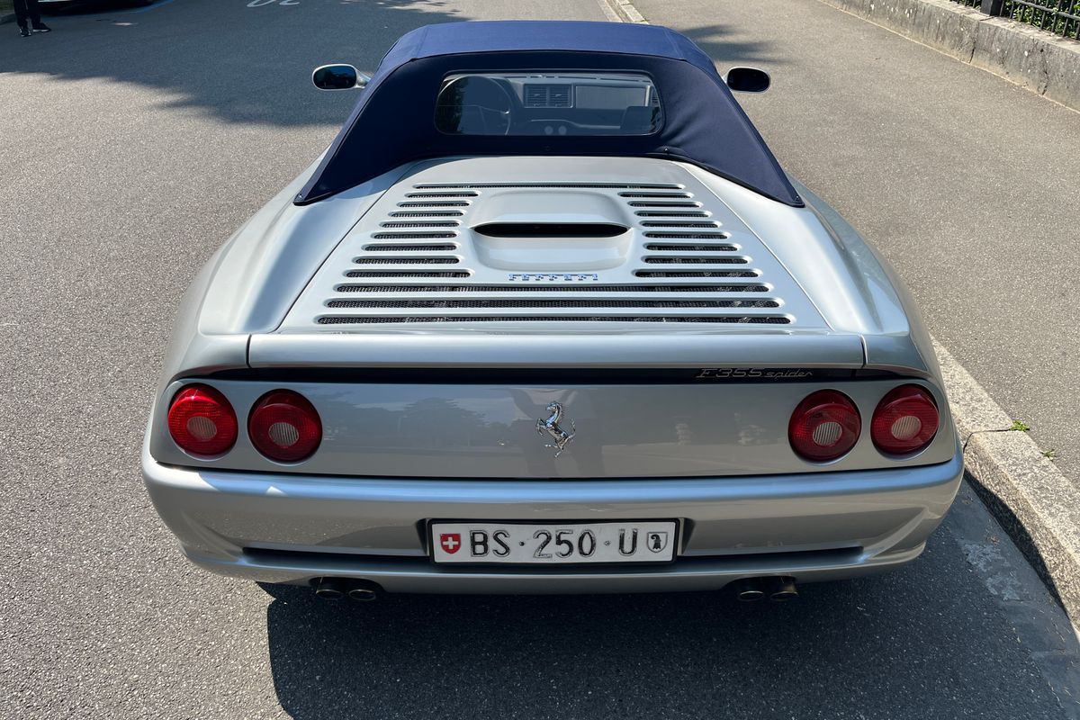 Ferrari F355 Spider