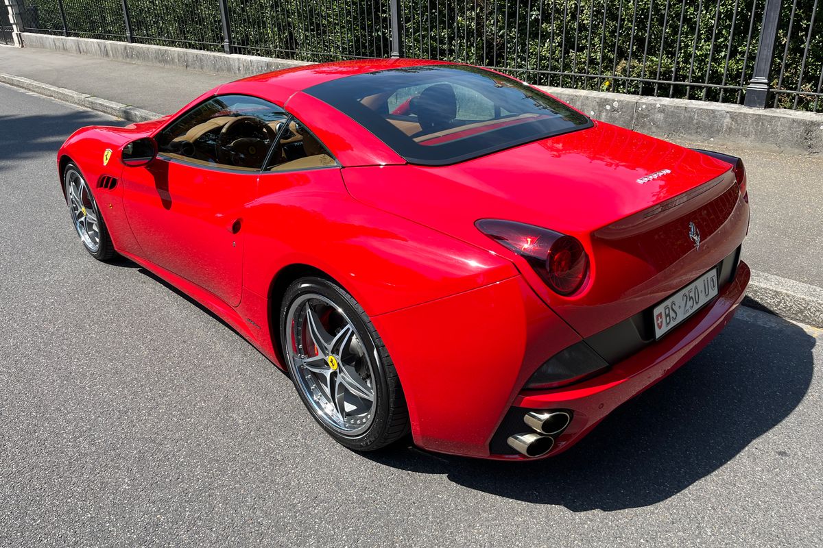 Ferrari California