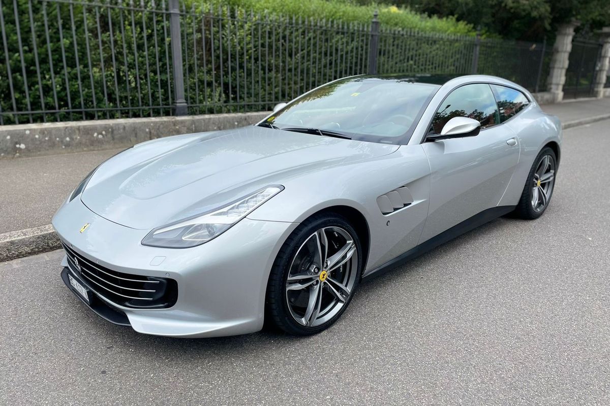 Ferrari GTC4 Lusso