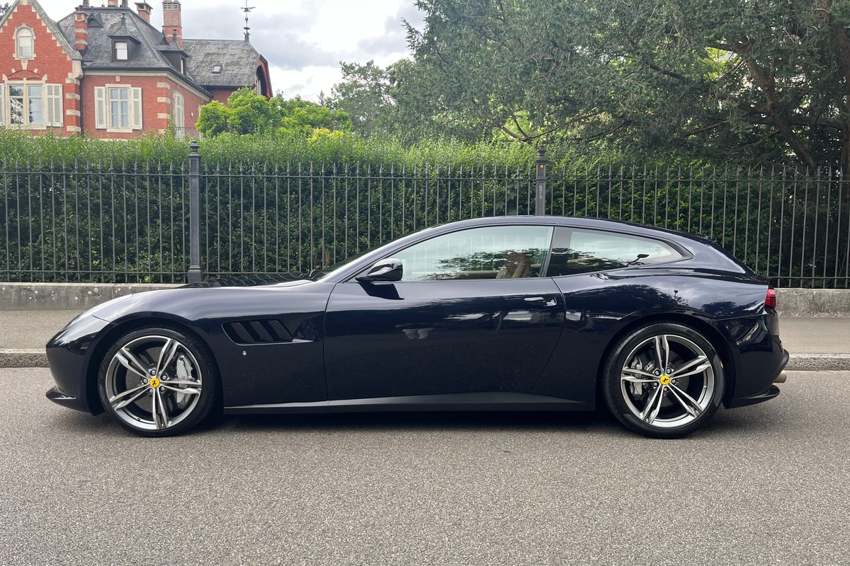 Ferrari GTC4 Lusso