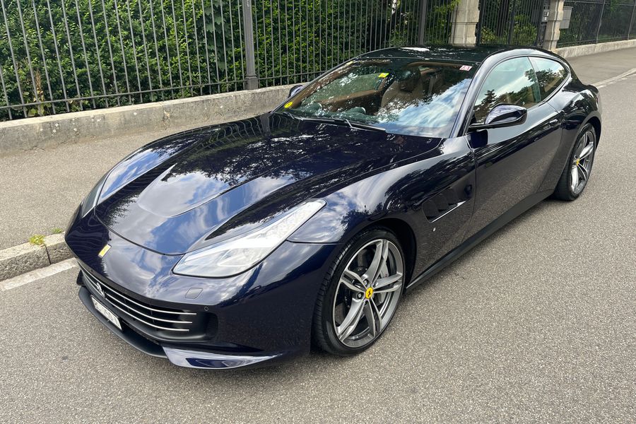 /en/stock/previously-sold/details/ferrari-gtc4-lusso/431