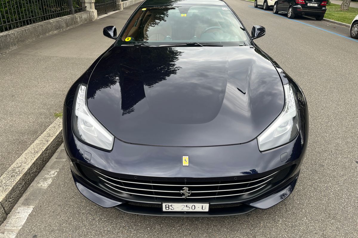 Ferrari GTC4 Lusso