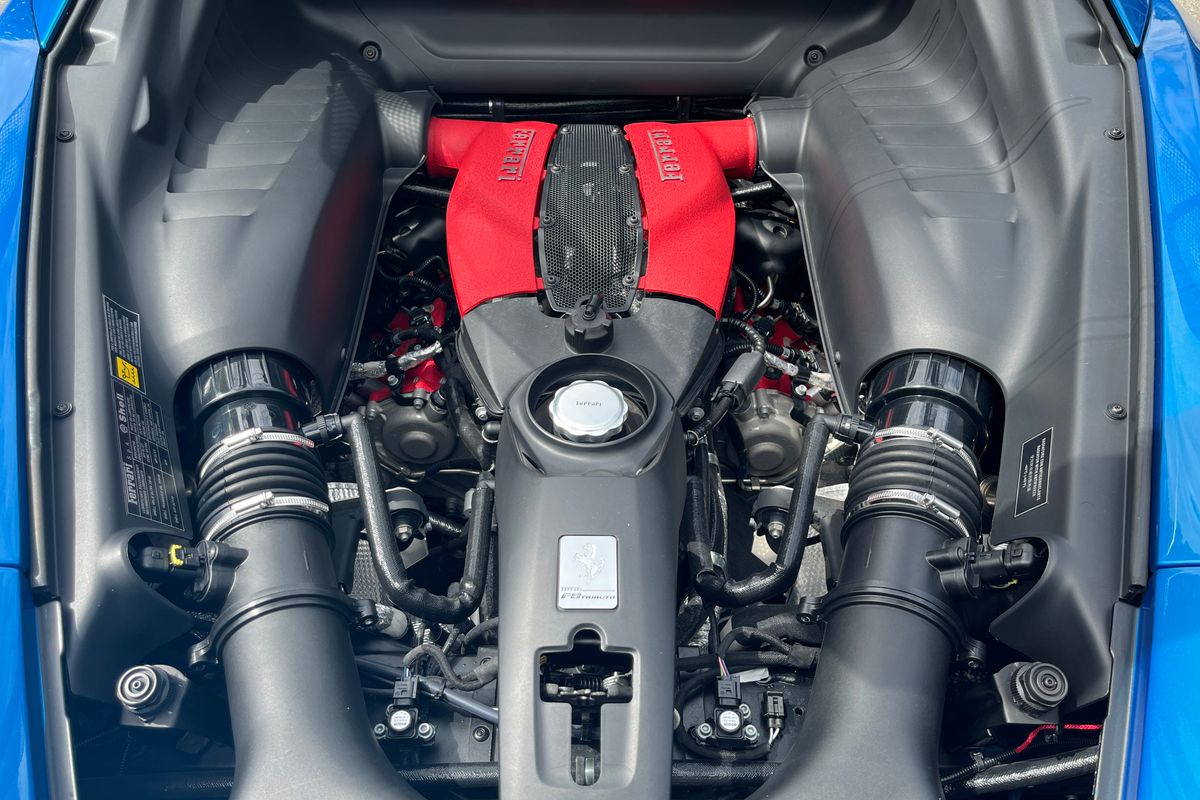 Ferrari F8 Tributo