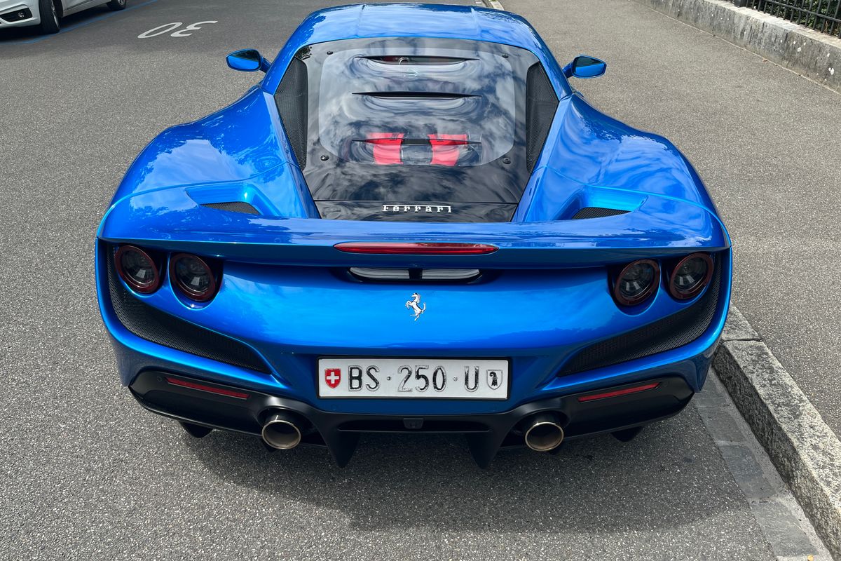 Ferrari F8 Tributo