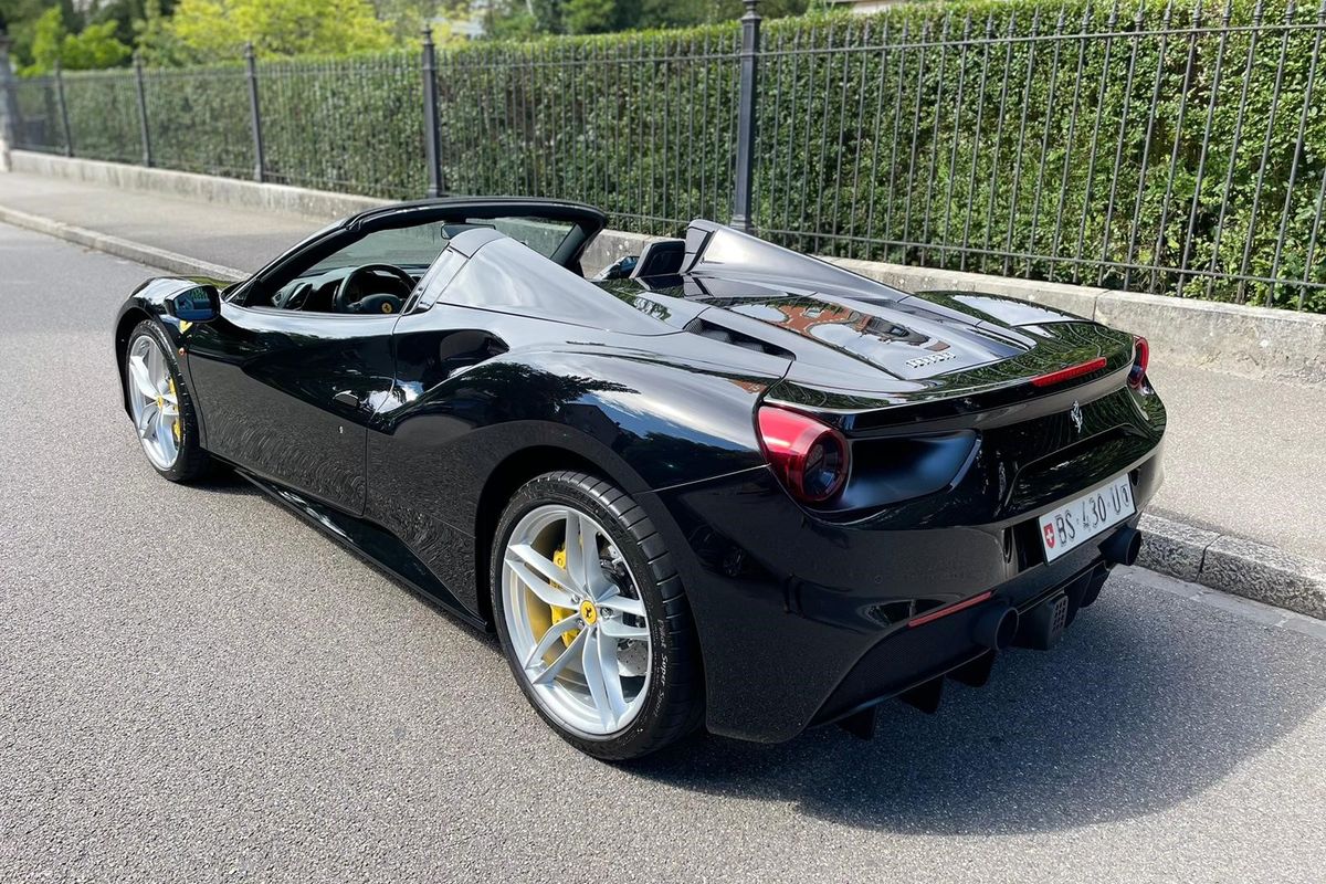 Ferrari 488 Spider