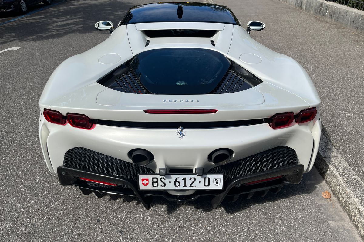 Ferrari SF90 Stradale