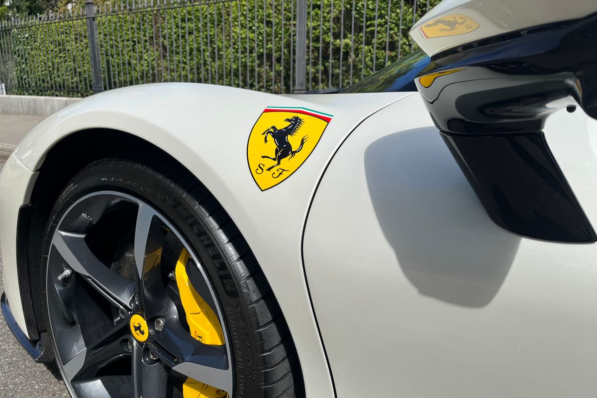 Ferrari SF90 Stradale