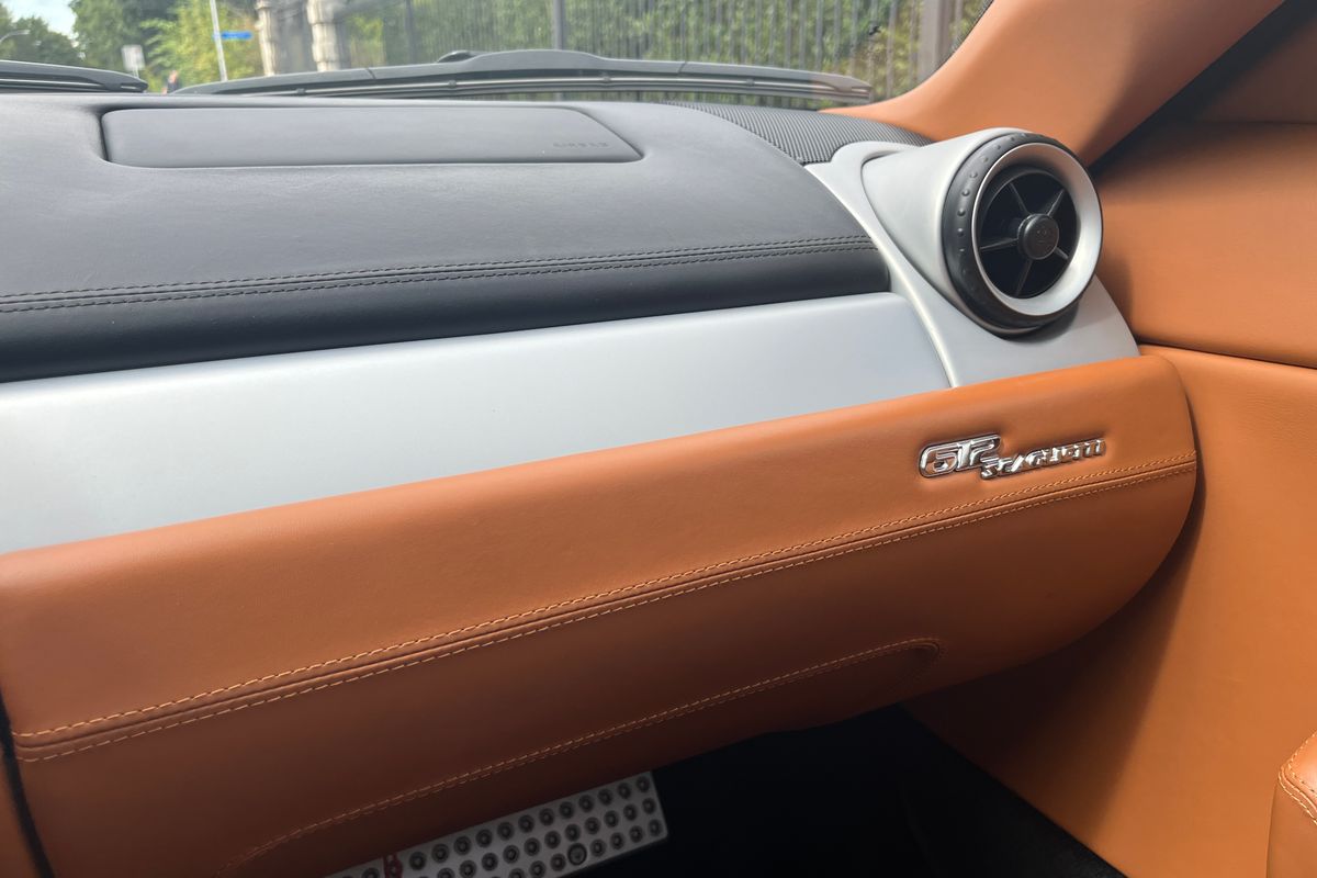 Ferrari 612 Scaglietti One To One
