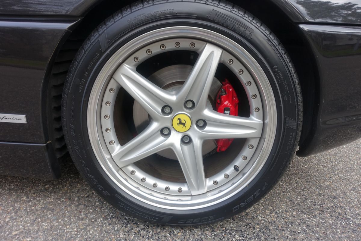 Ferrari F355 GTS