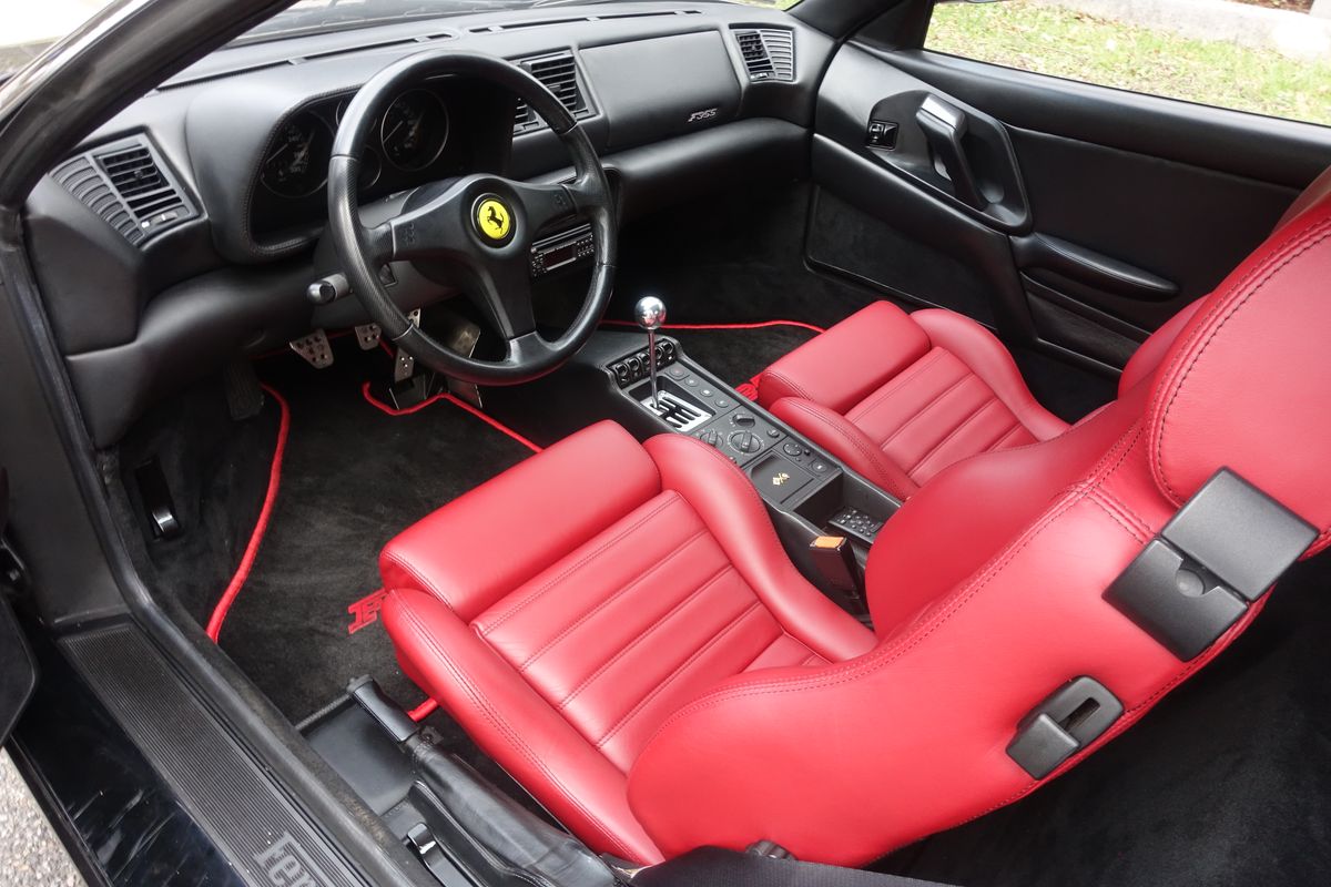 Ferrari F355 GTS