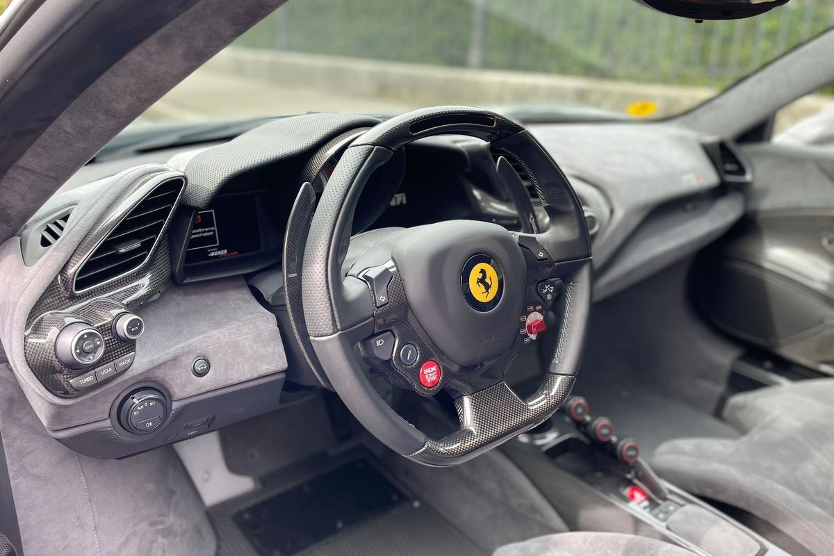 Ferrari 488 Pista