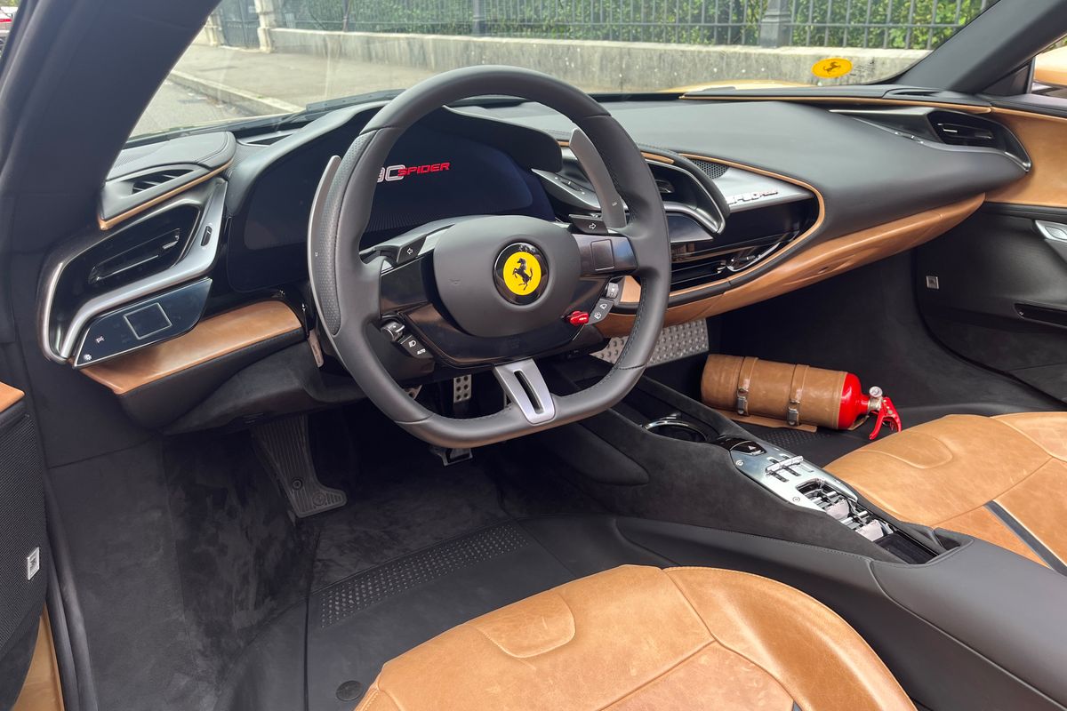 Ferrari SF90 Spider "Tailor Made"