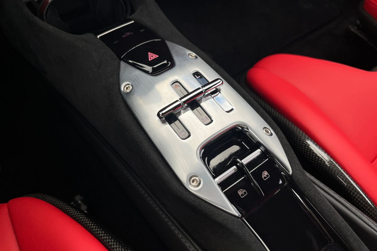 Ferrari SF90 Stradale