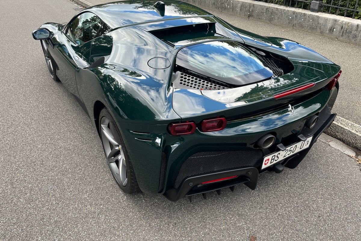 Ferrari SF90 Stradale