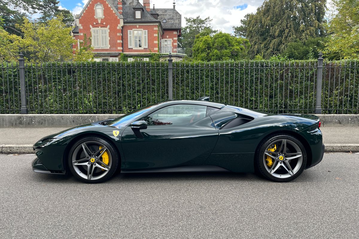 Ferrari SF90 Stradale