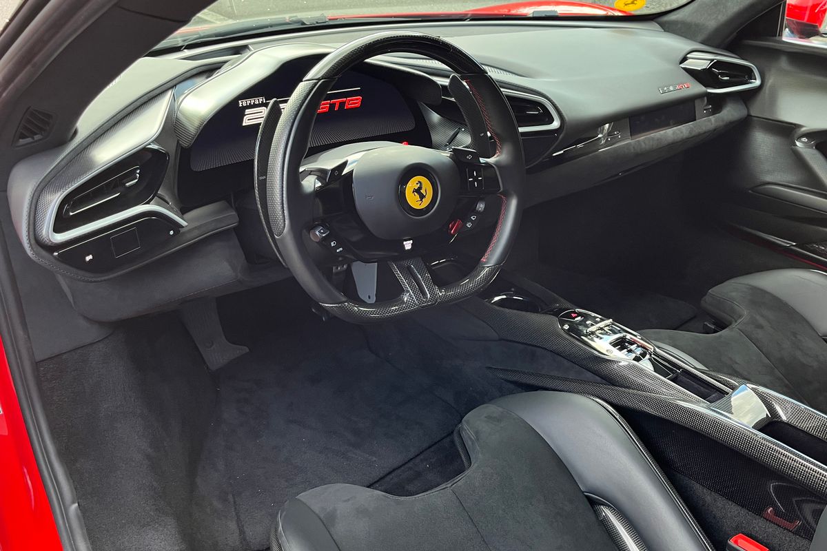 Ferrari 296 GTB "Assetto Fiorano"