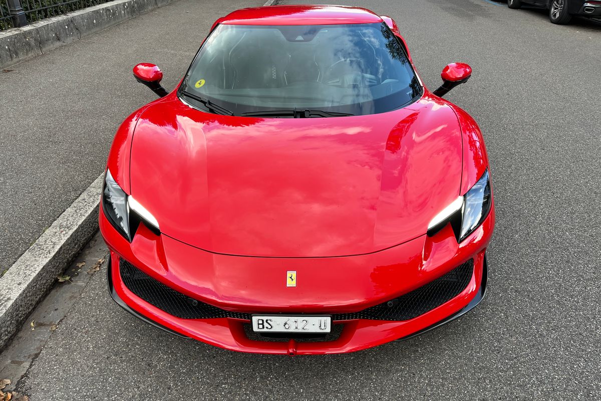 Ferrari 296 GTB "Assetto Fiorano"