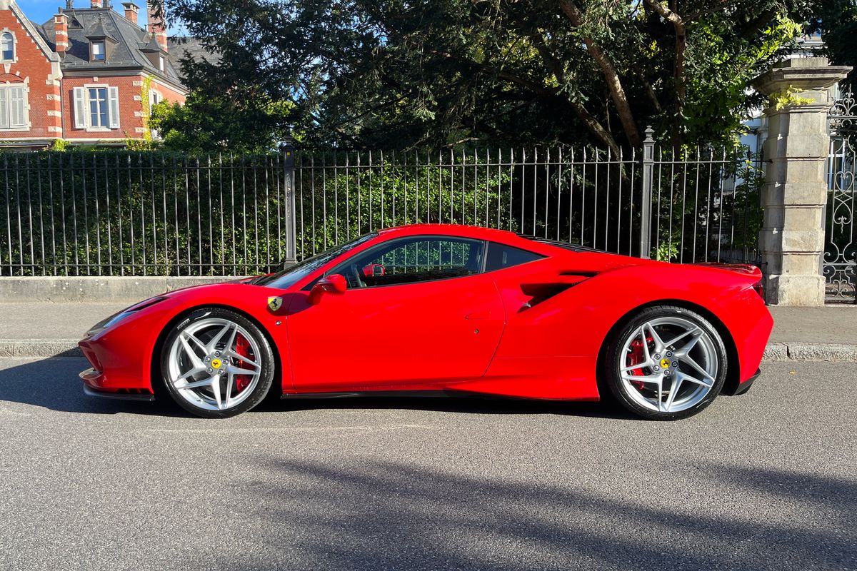 Ferrari F8 Tributo