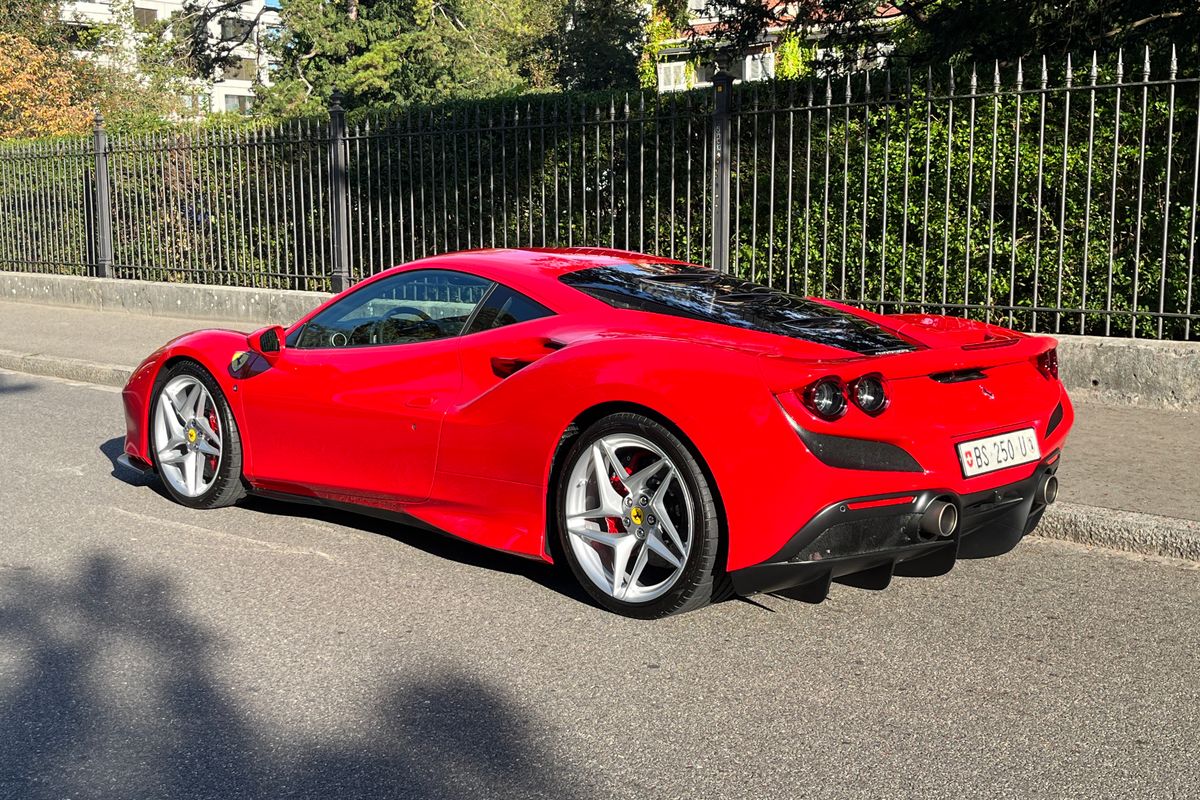 Ferrari F8 Tributo