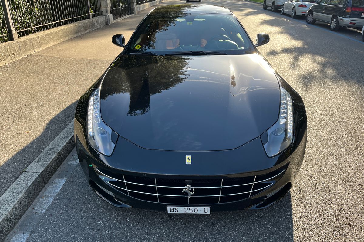 Ferrari FF