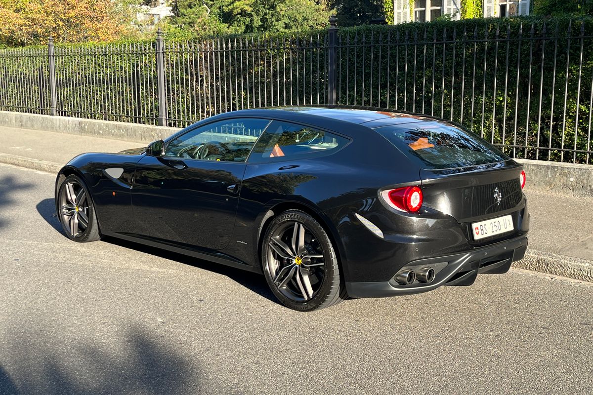 Ferrari FF