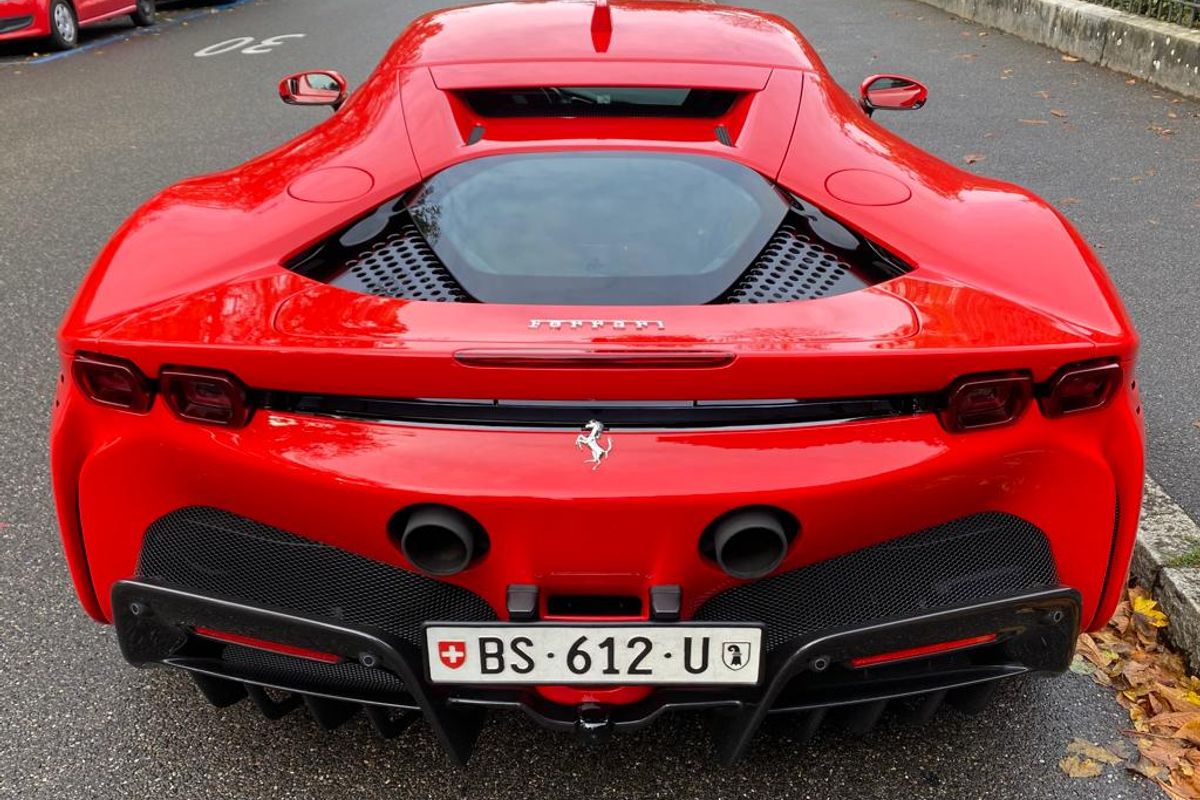 Ferrari SF90 Stradale