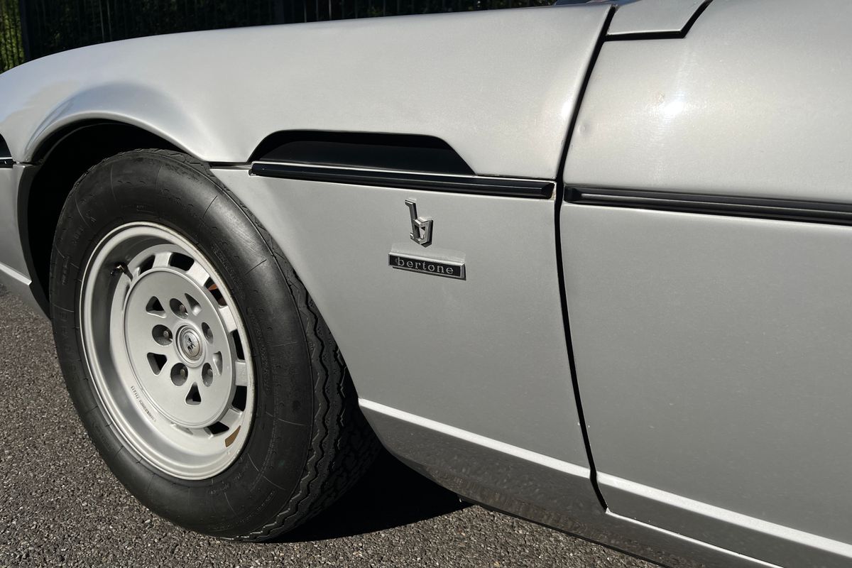 Lamborghini Espada 400 GT