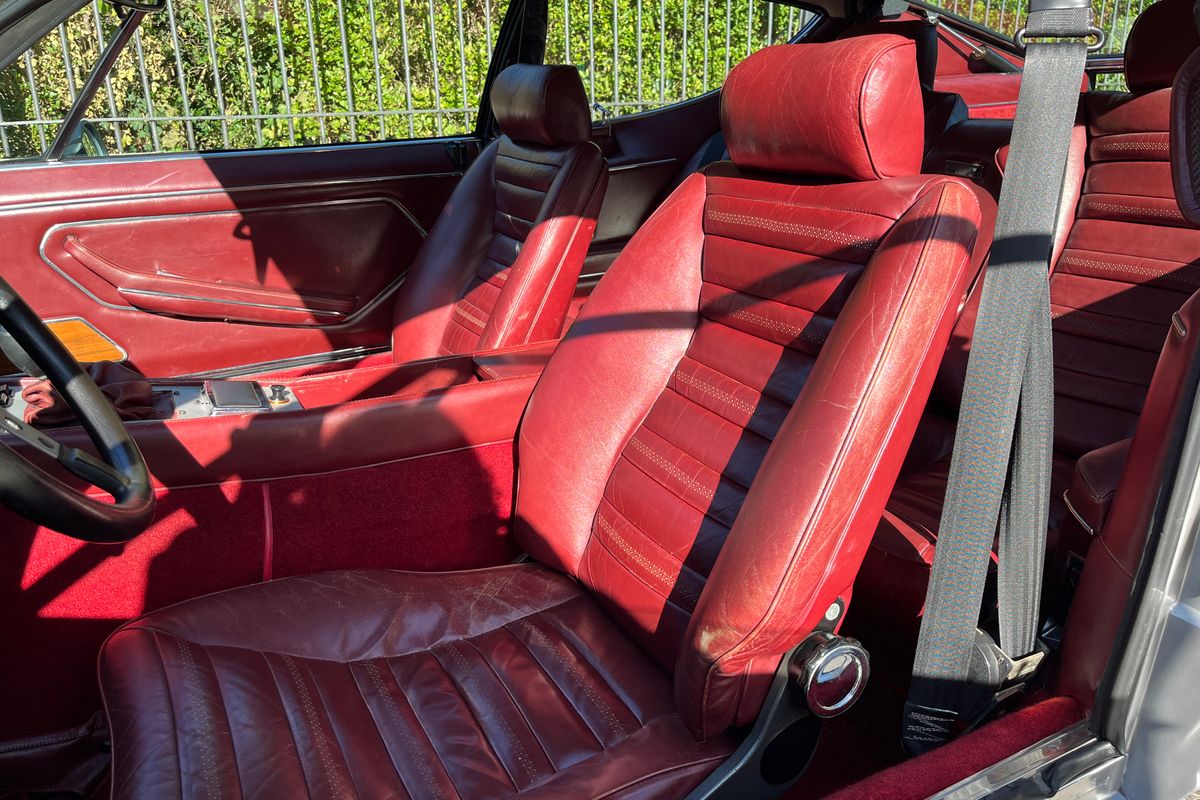 Lamborghini Espada 400 GT