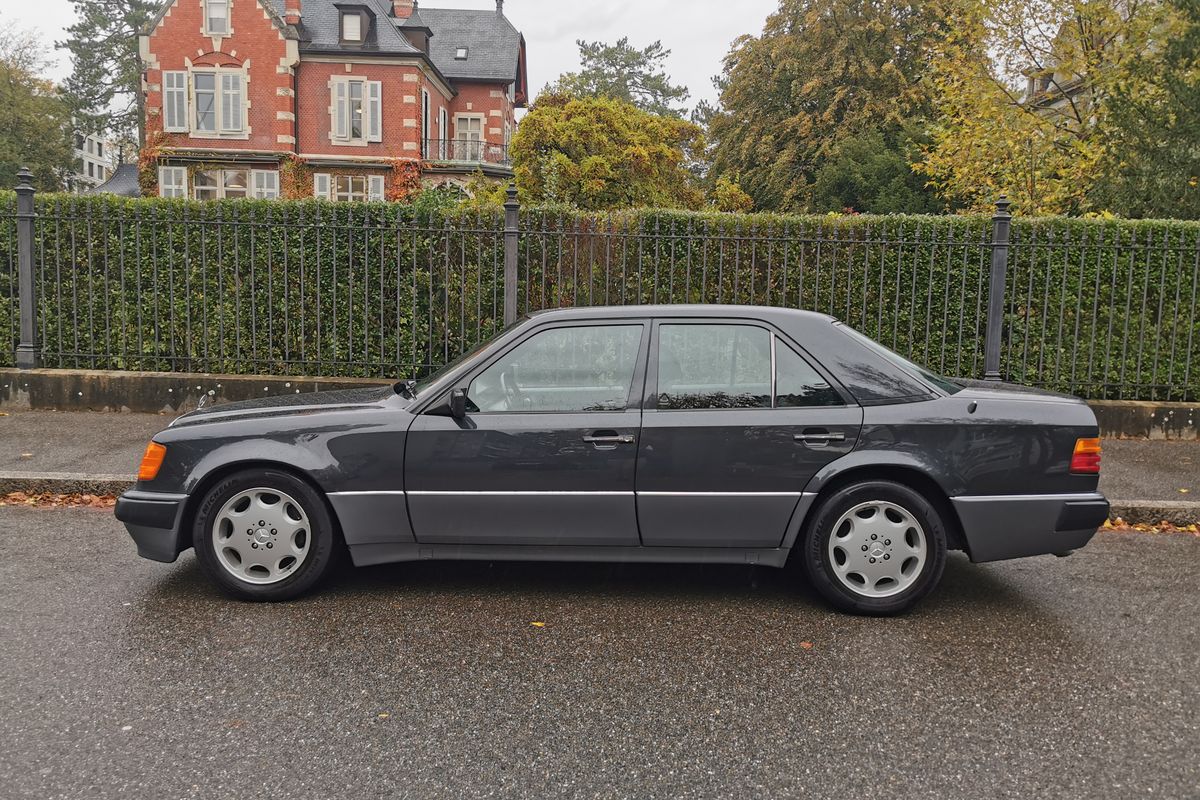 Mercedes-Benz 500 E