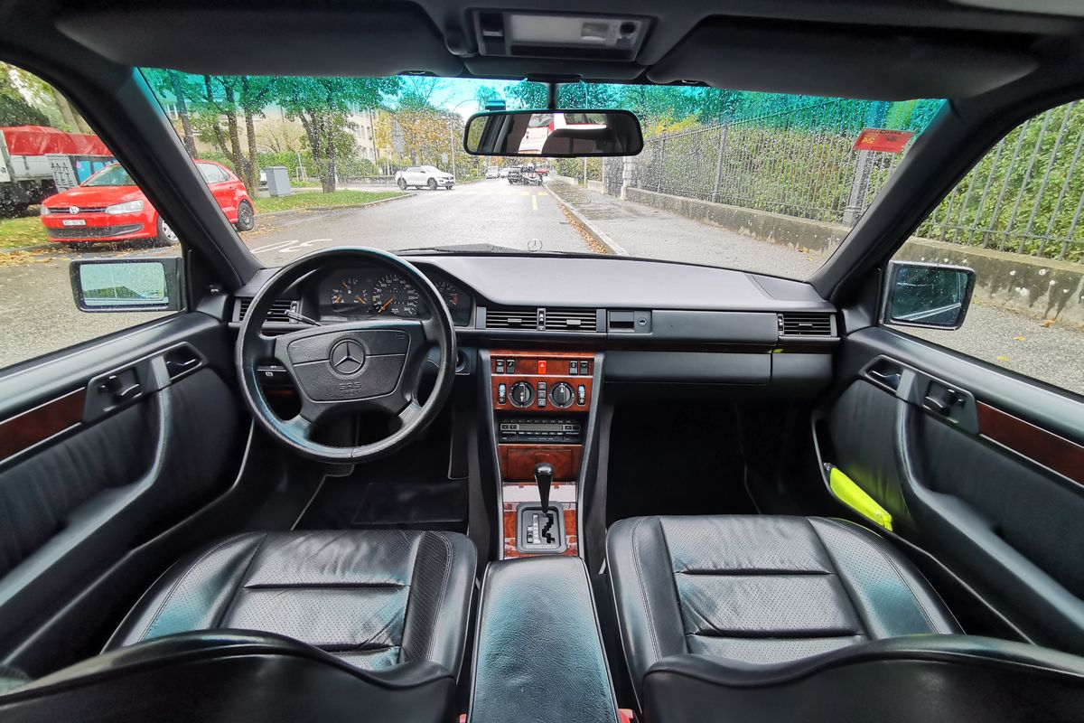Mercedes-Benz 500 E
