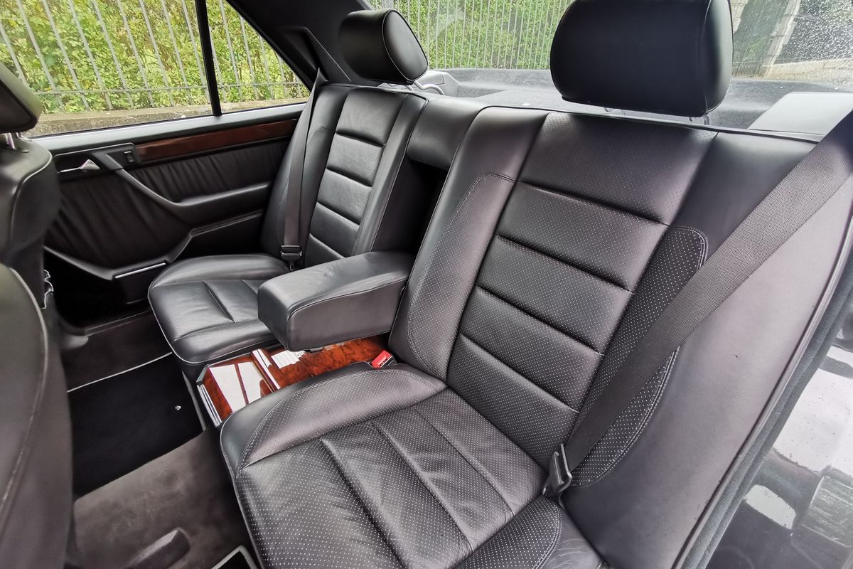 Mercedes-Benz 500 E