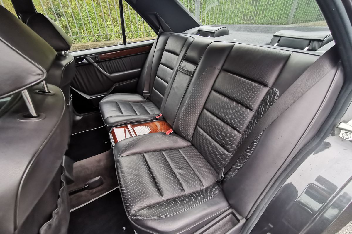 Mercedes-Benz 500 E
