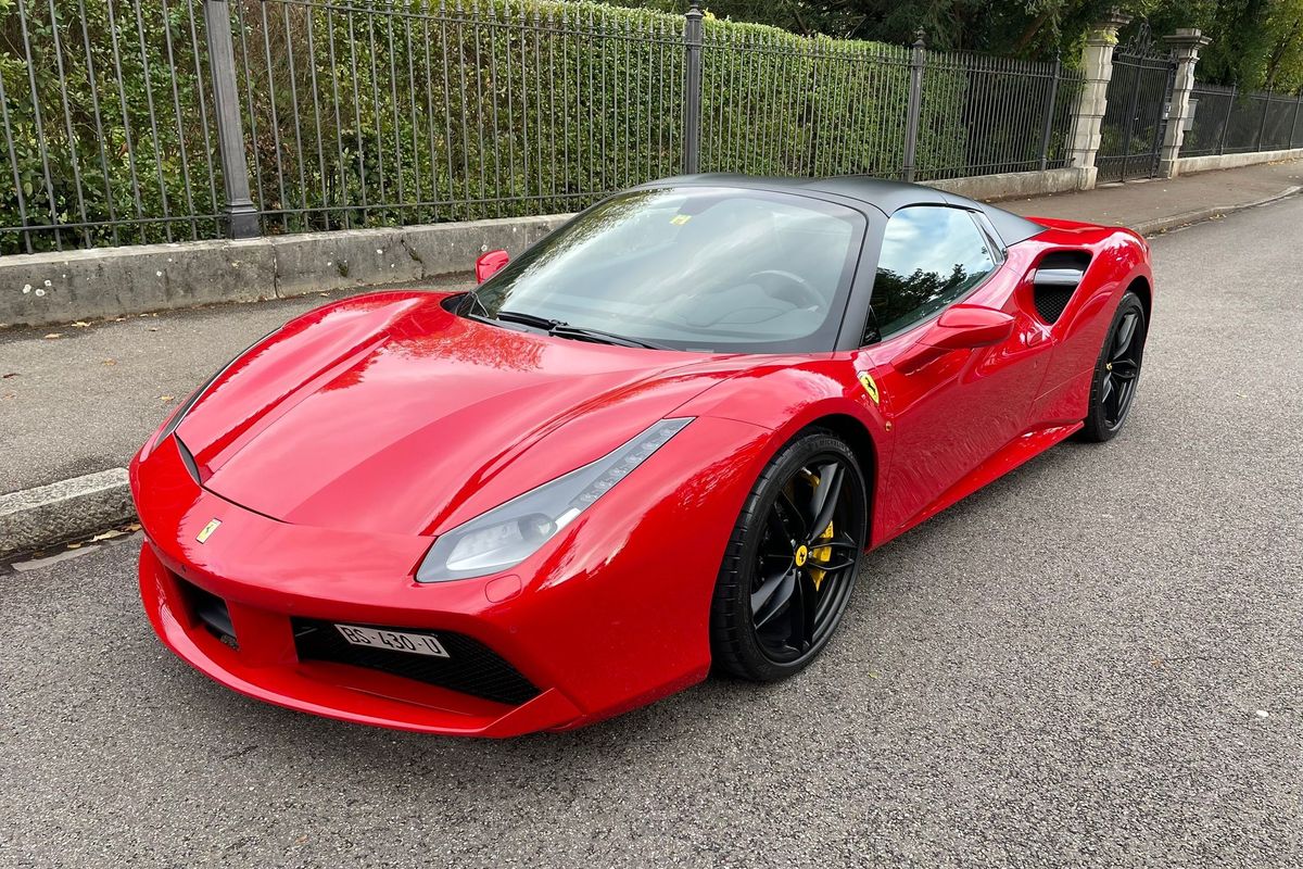 Ferrari 488 Spider