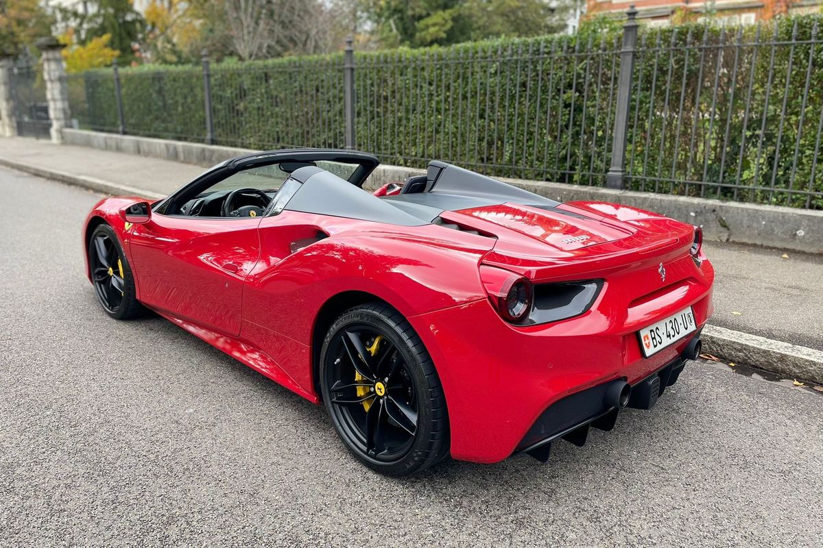 Ferrari 488 Spider