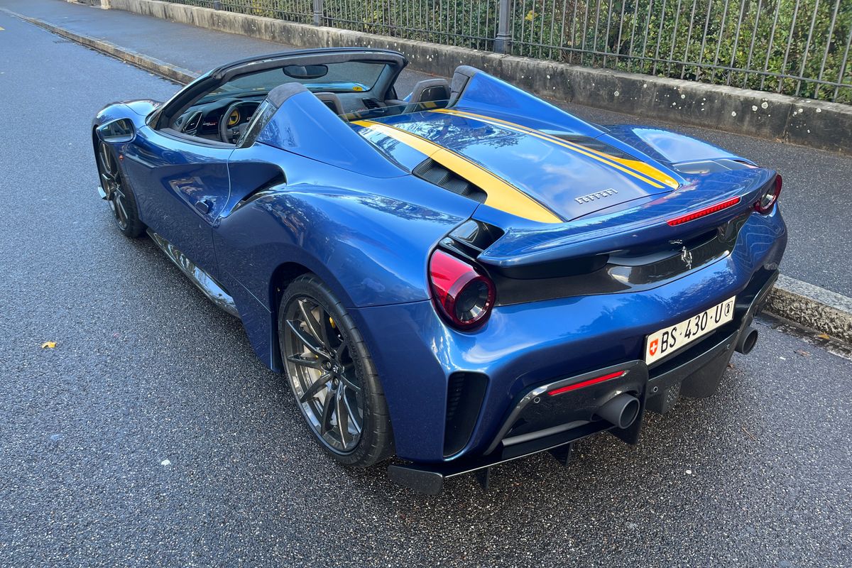 Ferrari 488 Pista Spider