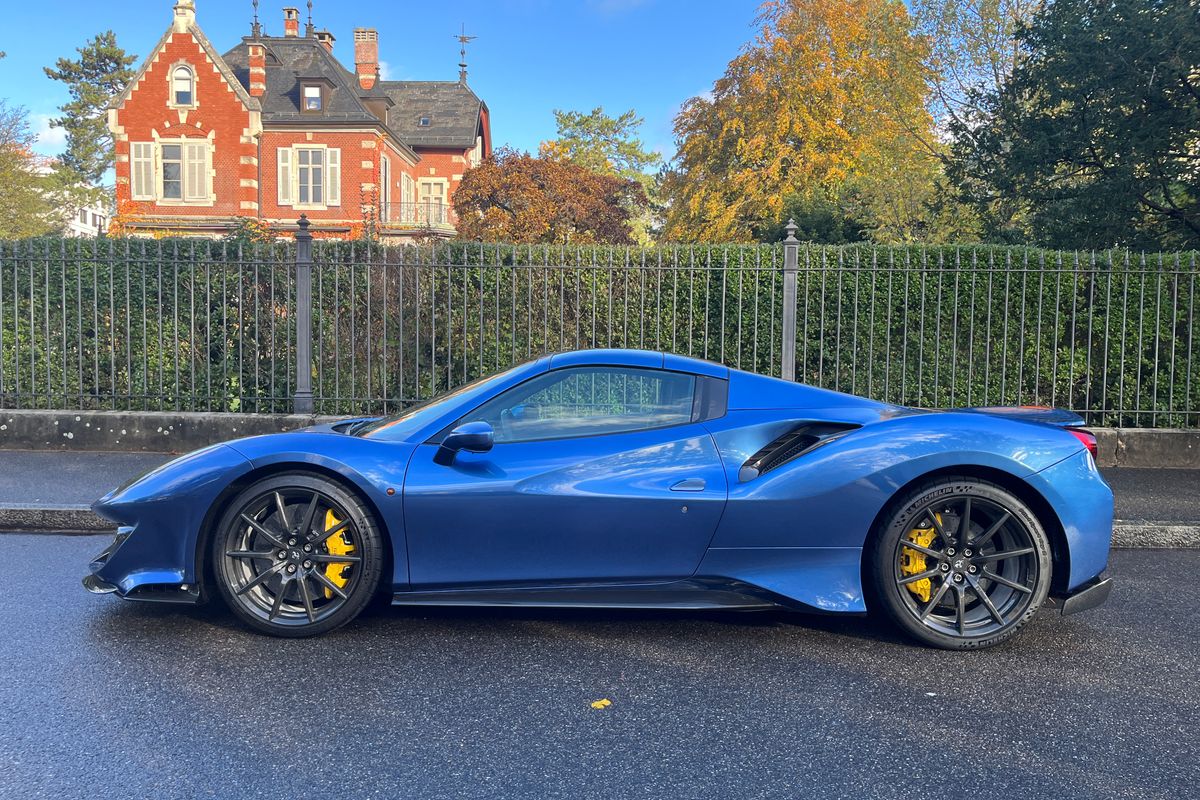 Ferrari 488 Pista Spider